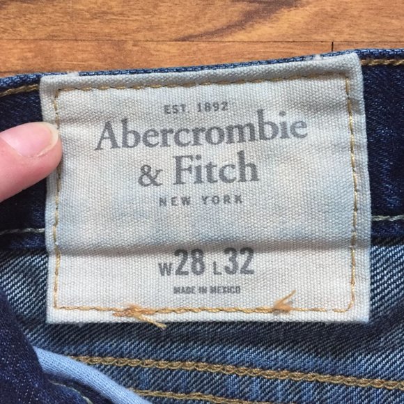Abercrombie & Fitch High-Waisted Skinny Jeans (28) - Picture 3 of 3